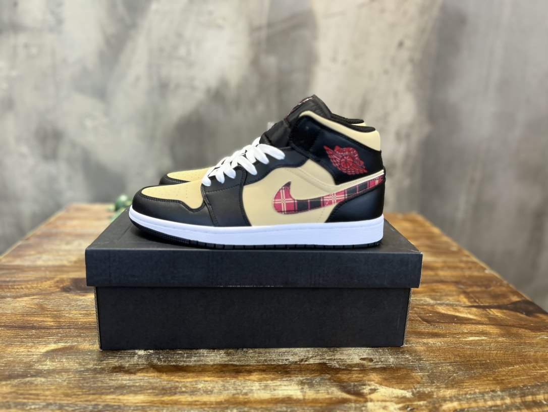 Air Jordan 1 Mid 喬一中幫復古籃球運動鞋