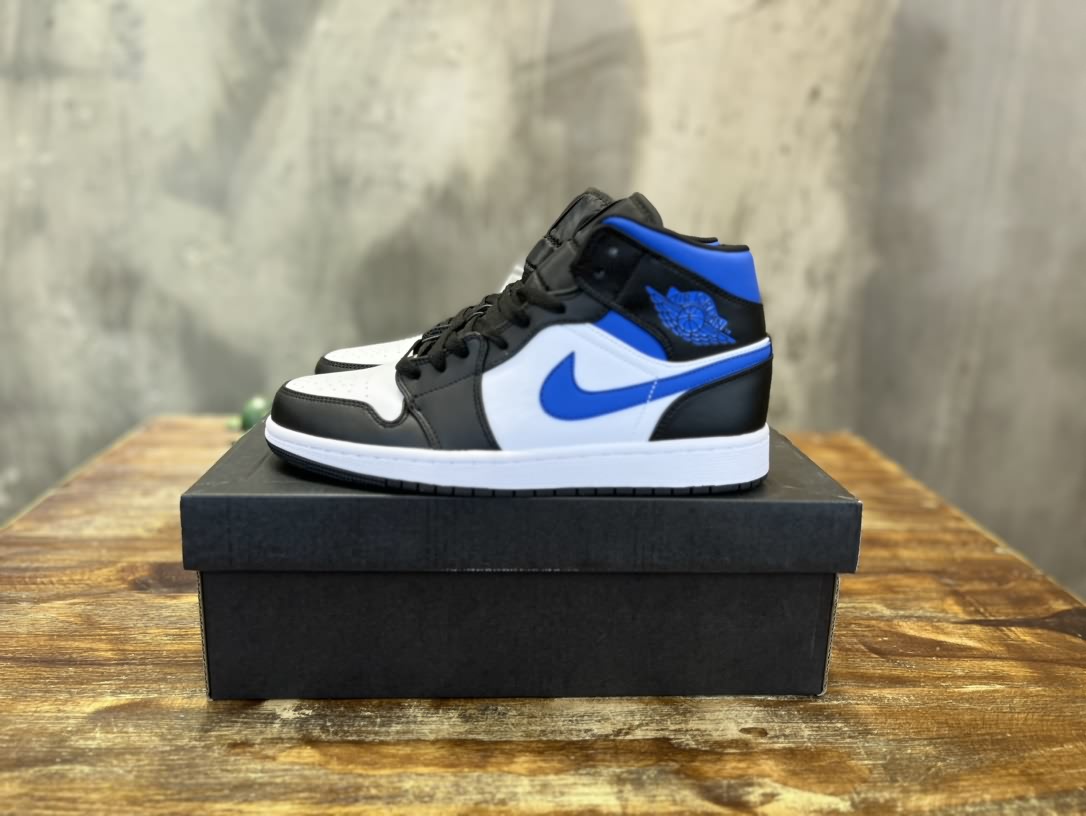 Air Jordan 1 Mid 喬一中幫復古籃球運動鞋