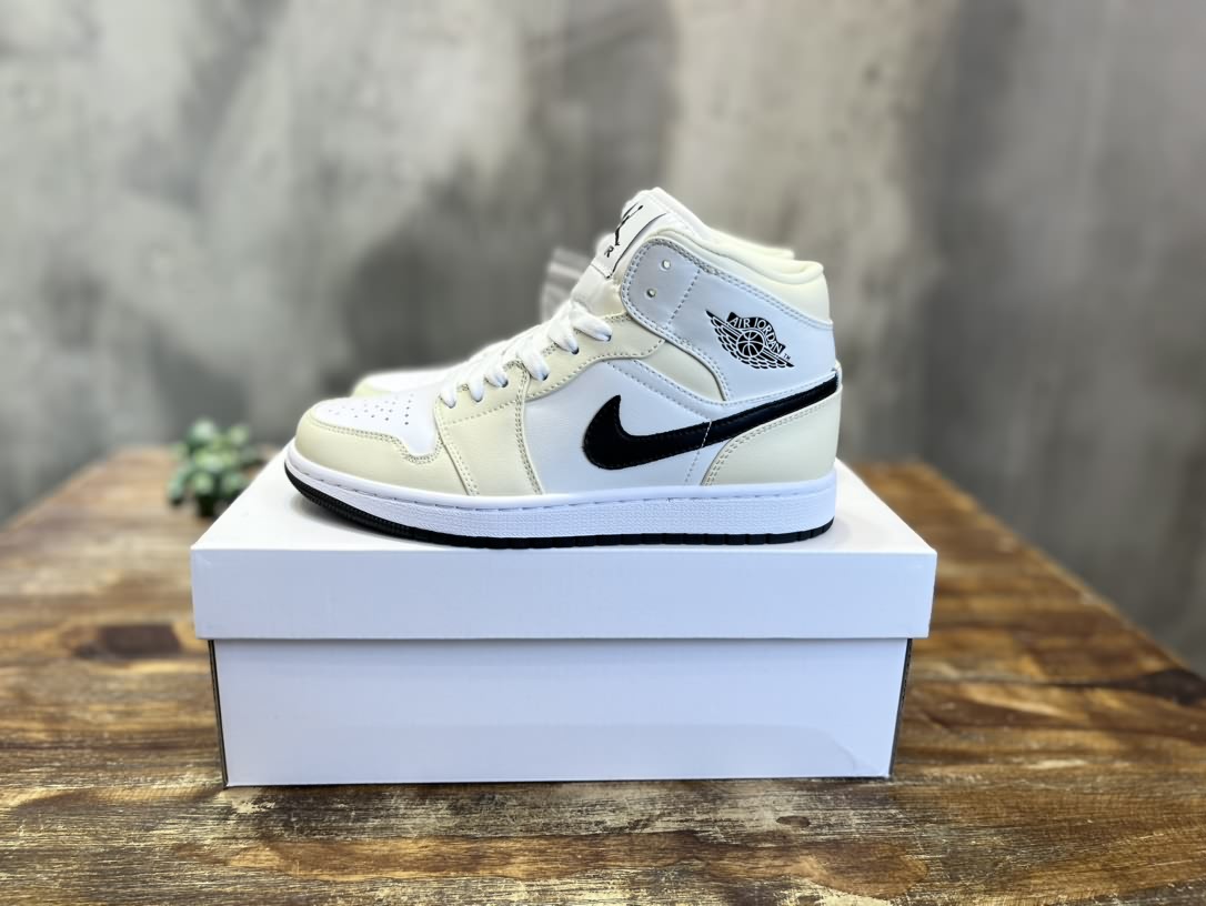 Air Jordan 1 Mid 喬一中幫復古籃球運動鞋