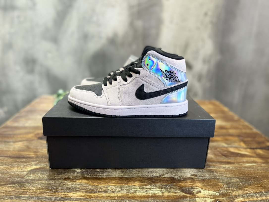 Air Jordan 1 Mid 喬一中幫復古籃球運動鞋