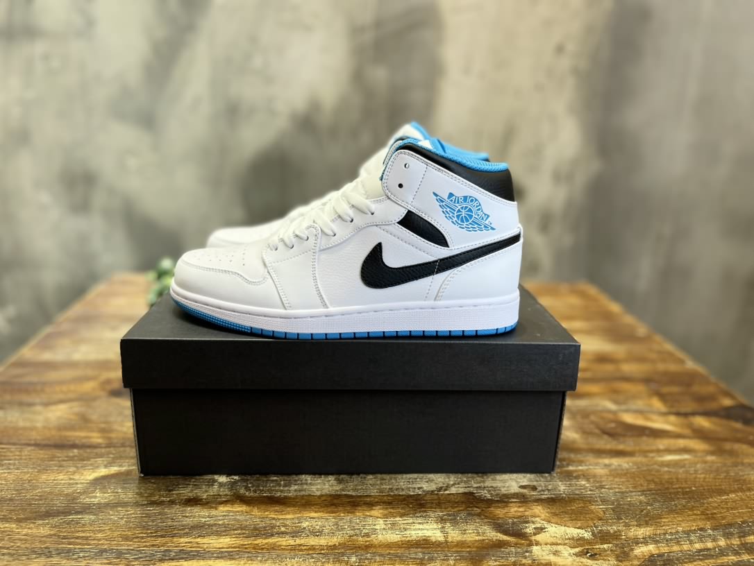Air Jordan 1 Mid 喬一中幫復古籃球運動鞋
