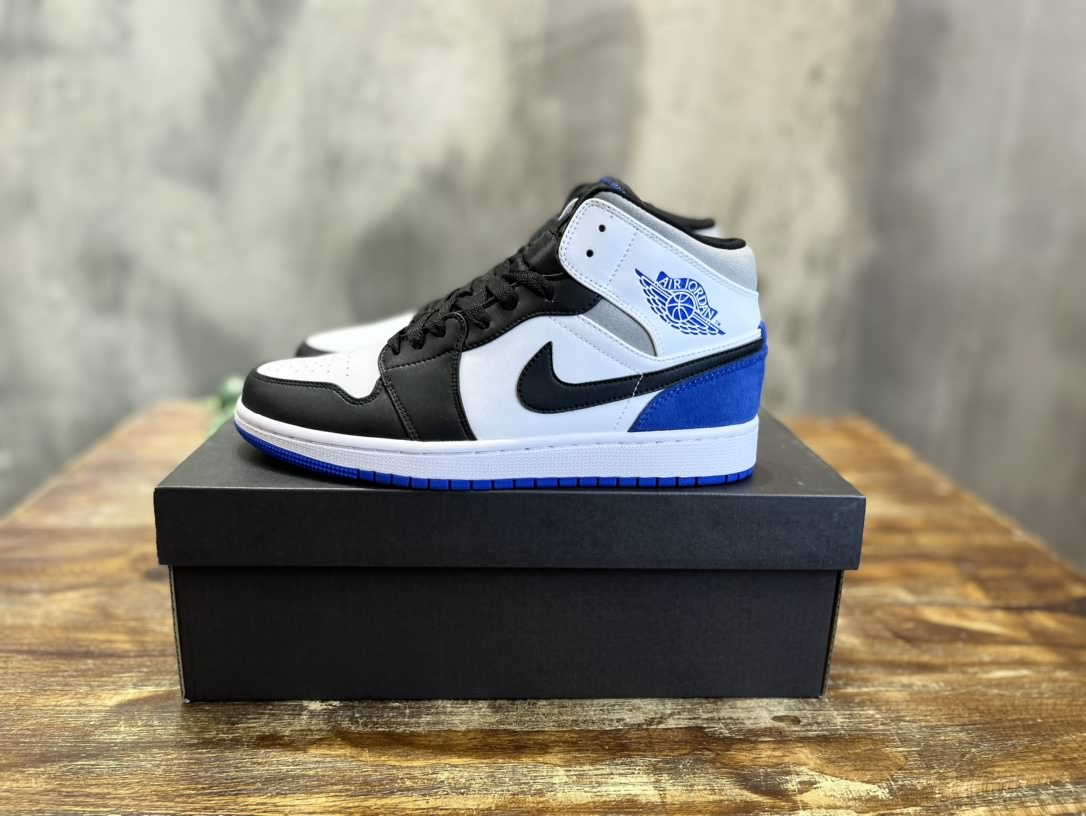 Air Jordan 1 Mid 喬一中幫復古籃球運動鞋