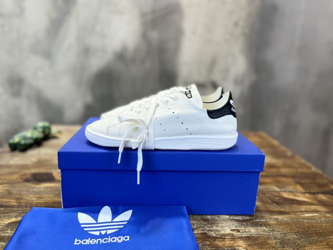 Balenciaga/Adidas 聯名史密斯百搭小白鞋