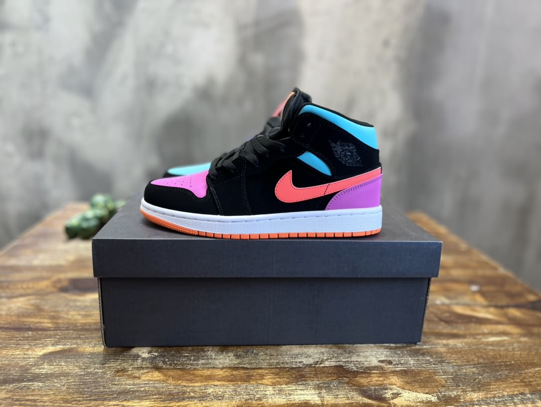 Air Jordan 1 Mid 喬一中幫復古籃球運動鞋