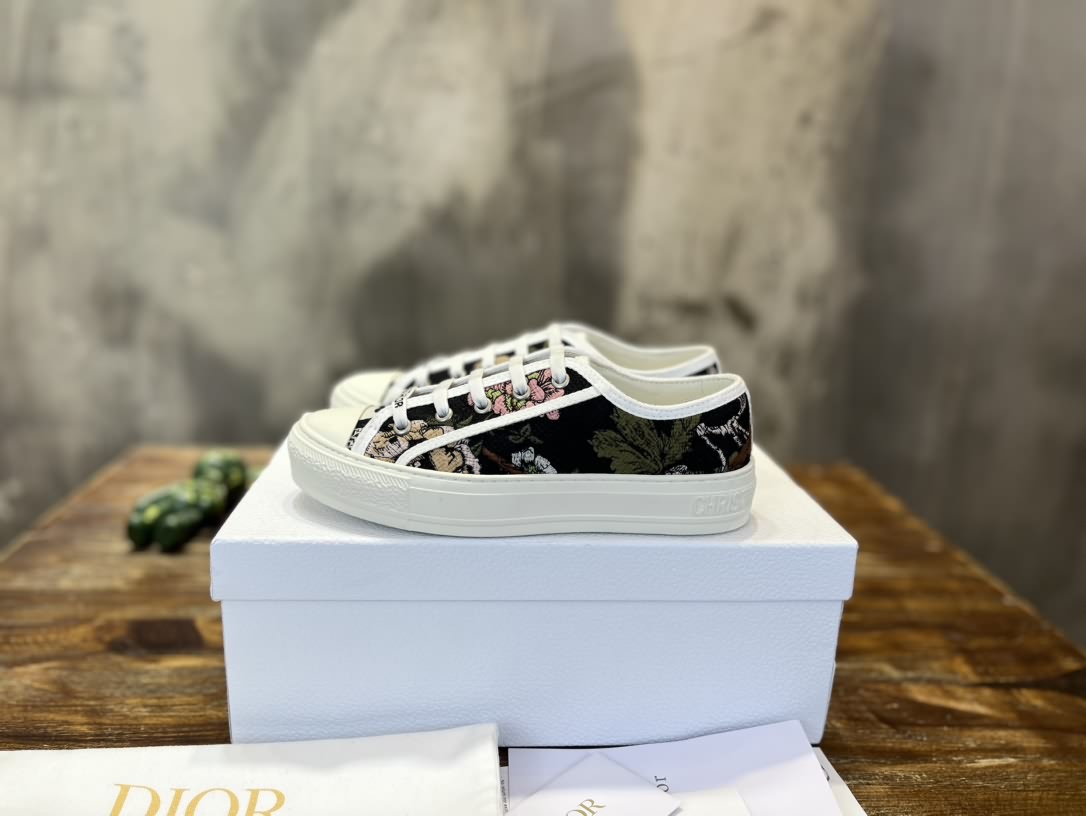 新配色 Dior(迪奧 )2023經典升級