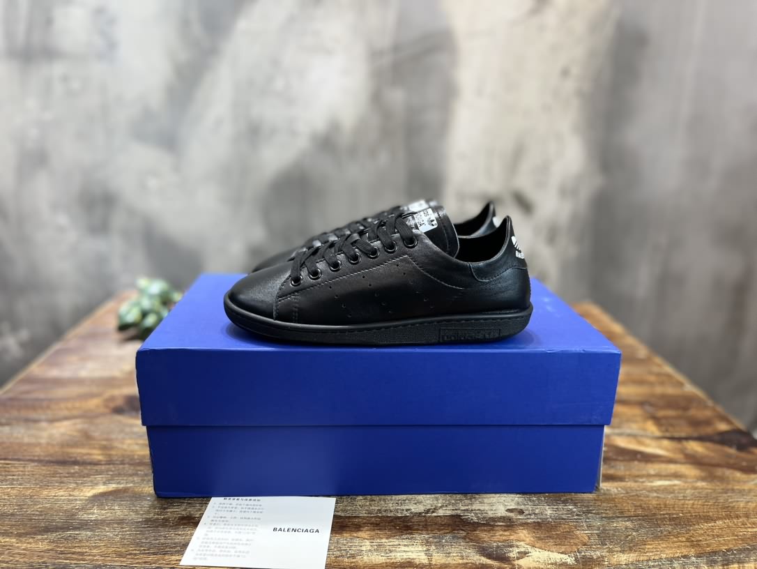 Balenciaga/Adidas 聯名史密斯百搭小白鞋