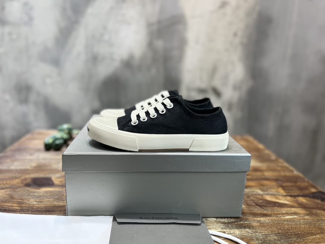 BALENCIAGA 戰損髒髒鞋