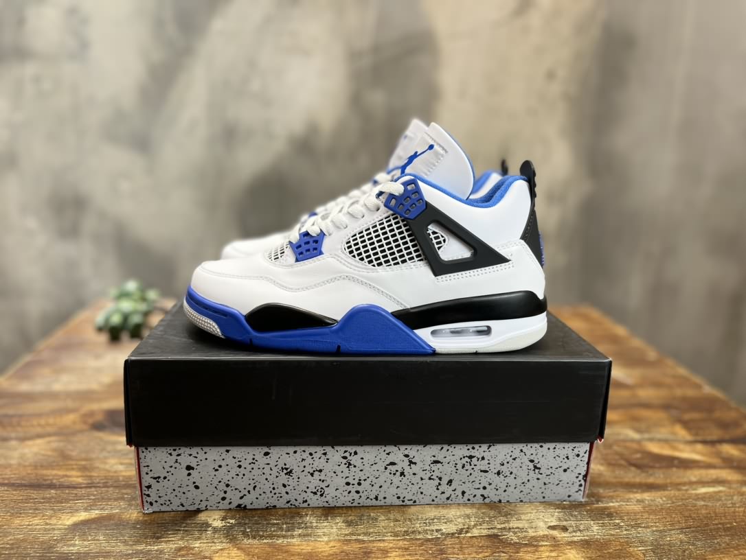 Air Jordan 4 Retro 酷灰老鼠灰