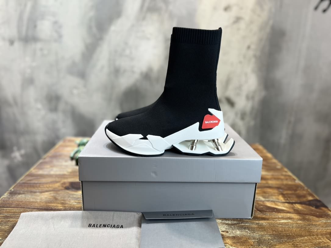 情侶款 Balenciaga 襪子鞋