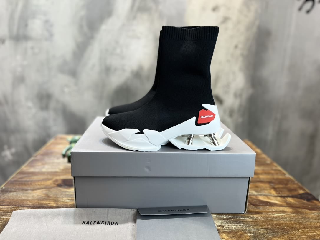 情侶款 Balenciaga 襪子鞋