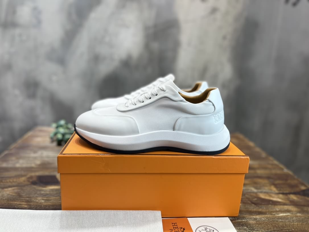 H家23ss早春小白鞋