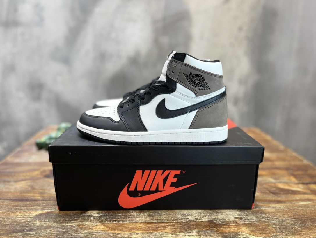 NIKE AJ HIGH 高幫摩卡