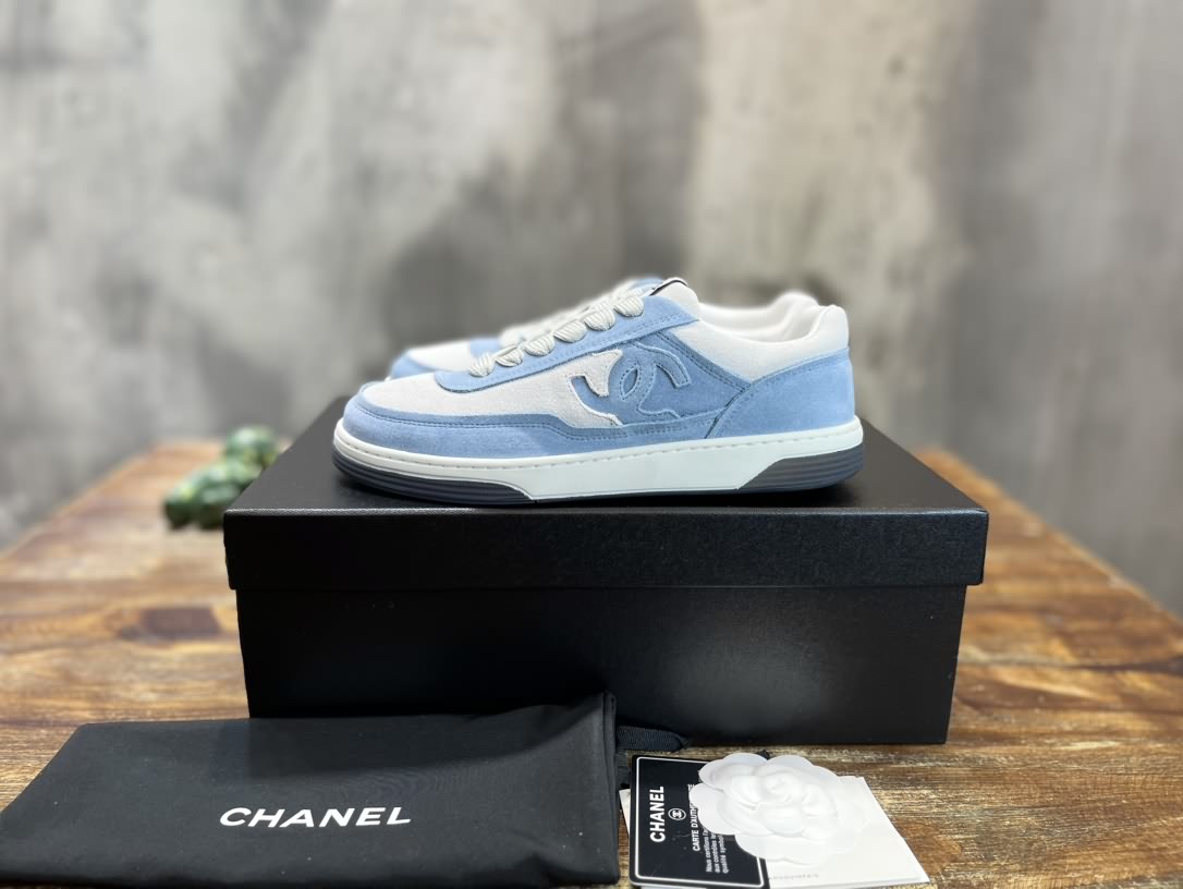 Chanel香奈兒23p新款小香 麂皮 熊貓鞋