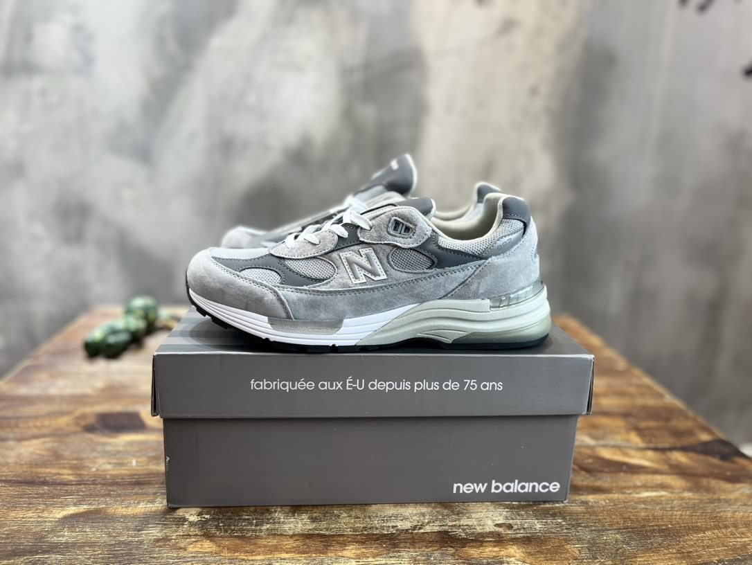 美產New Balance 992 系列 復古休閒跑步鞋
