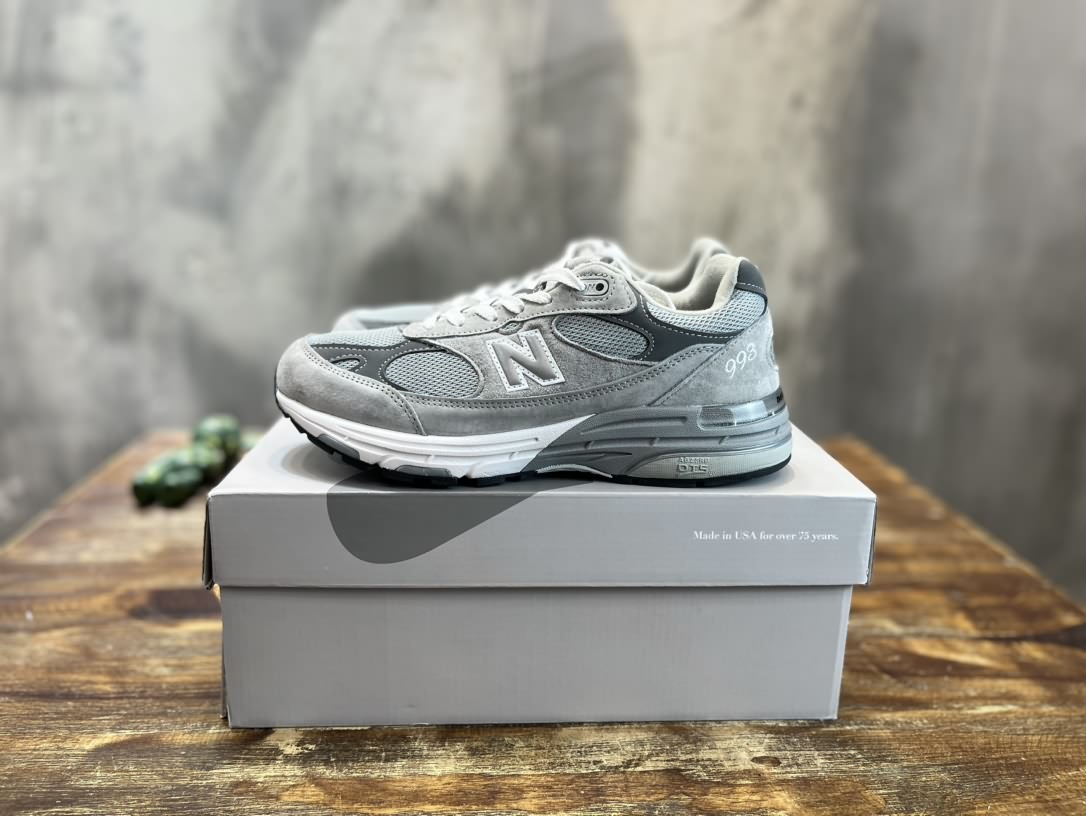 美產 New Balance 993 系列 復古休閒跑步鞋