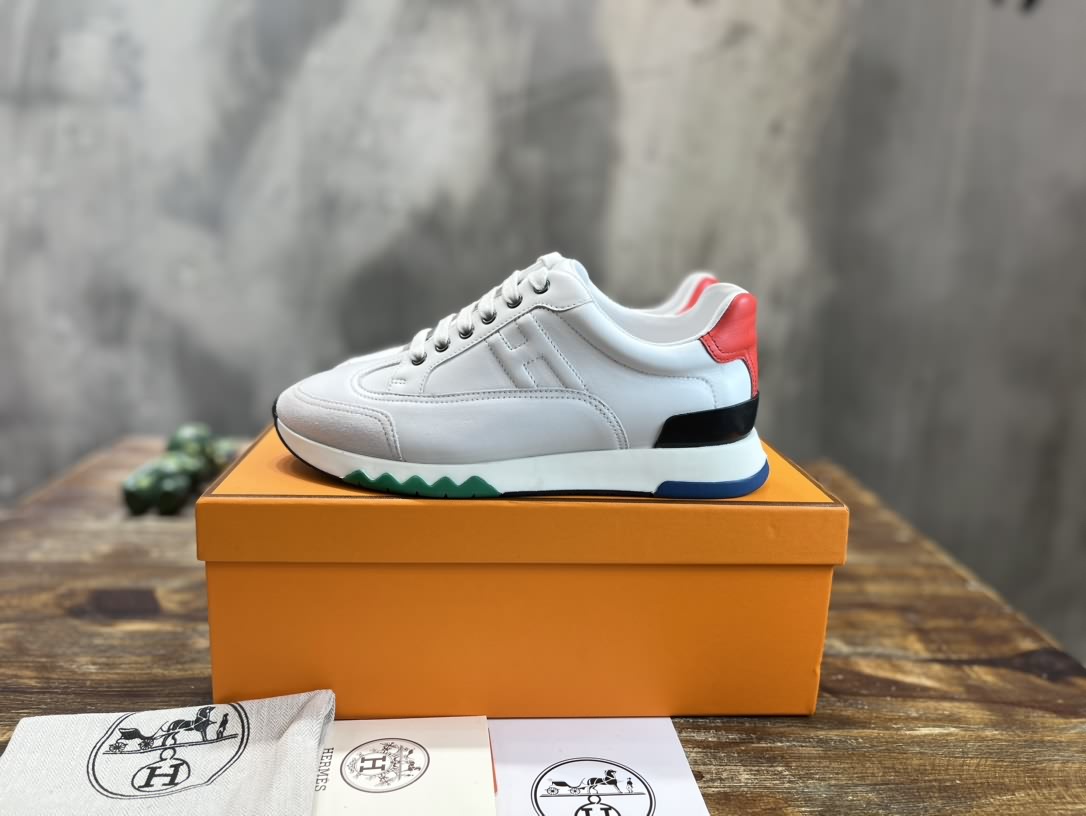 【情侶款】Herm&egrave;s H家22ss早春小白鞋