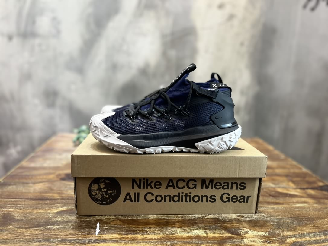 Nike ACG Mountain Fly Low 8代 SE 復古潮流戶外登山鞋慢跑鞋