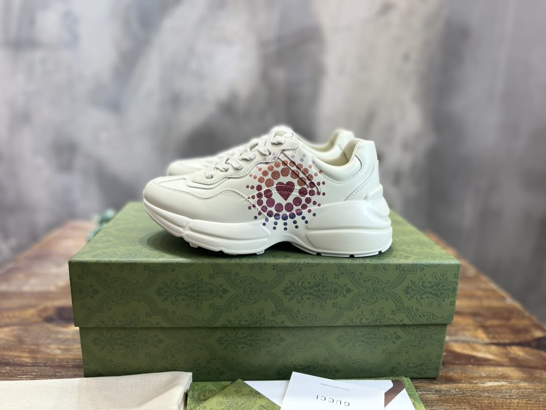 頂級 代購管道版本Gucci Rhyton Vintage Trainer Sneaker