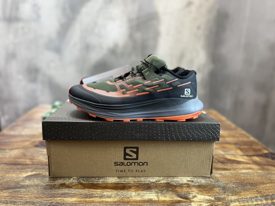 Salomon Ultra Glide 透氣輕便低幫跑步鞋