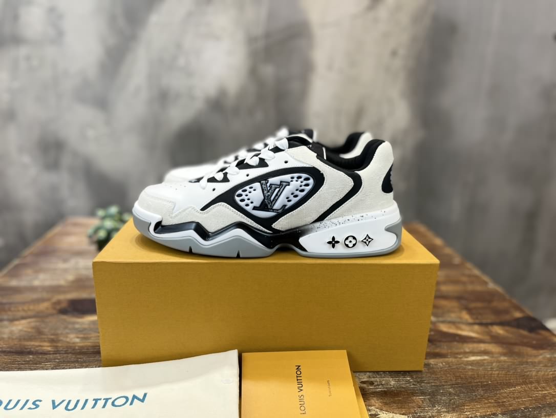 2022新款Trainer2路易威登FW籃球運動鞋
