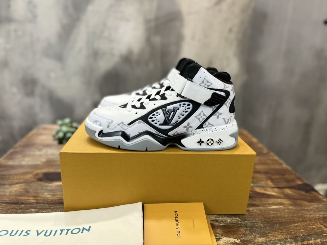 2022新款Trainer2路易威登FW籃球運動鞋