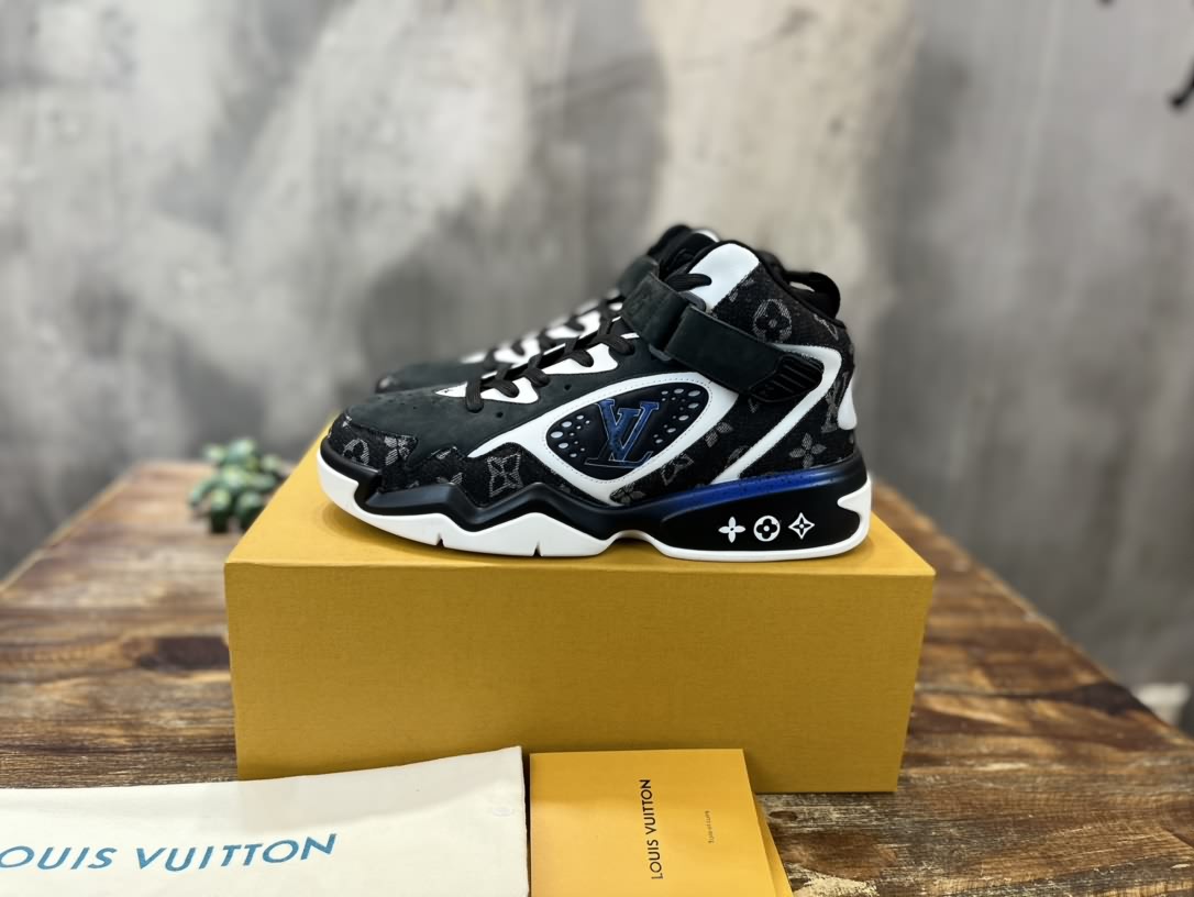 2022新款Trainer2路易威登FW籃球運動鞋