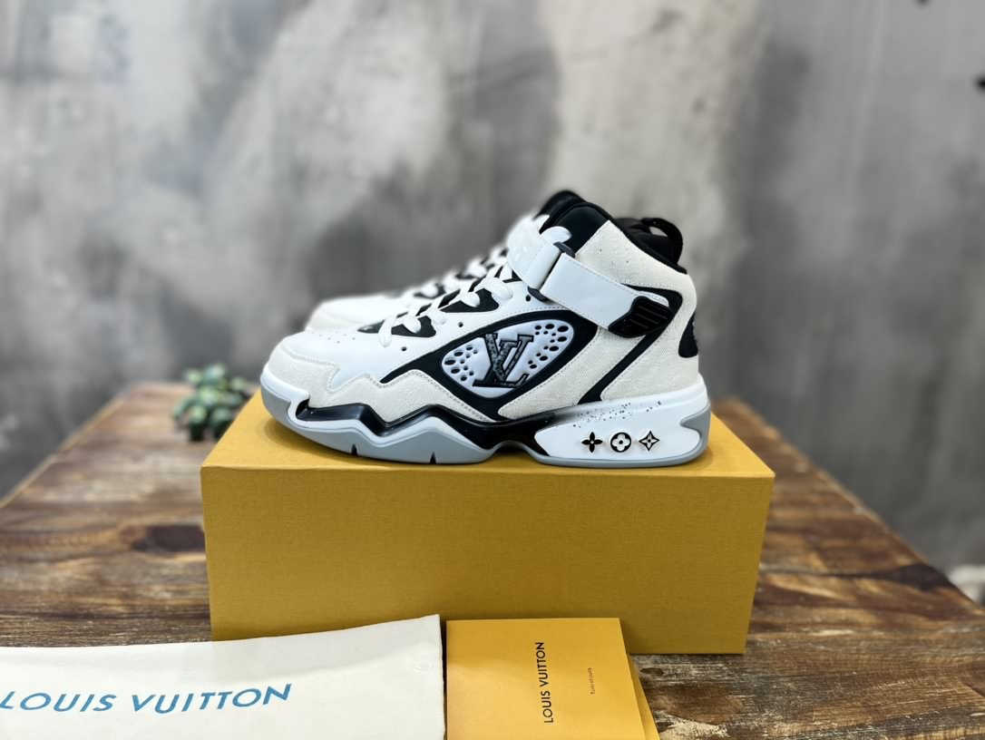 2022新款Trainer2路易威登FW籃球運動鞋