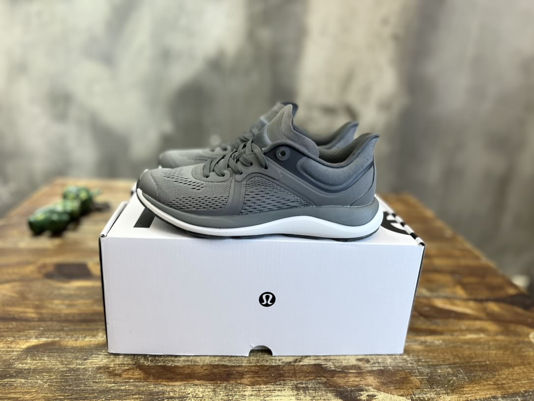 露露樂蒙/Lululemon W Blissfeel Run Low 布利斯系列低幫女健身訓練透氣休閒運動慢跑鞋&ldquo;酒紅&rdquo;