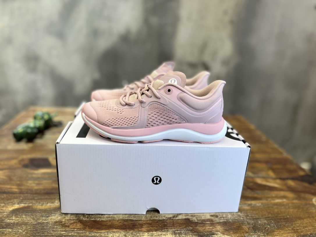 露露樂蒙/Lululemon W Blissfeel Run Low 布利斯系列低幫女健身訓練透氣休閒運動慢跑鞋&ldquo;酒紅&rdquo;
