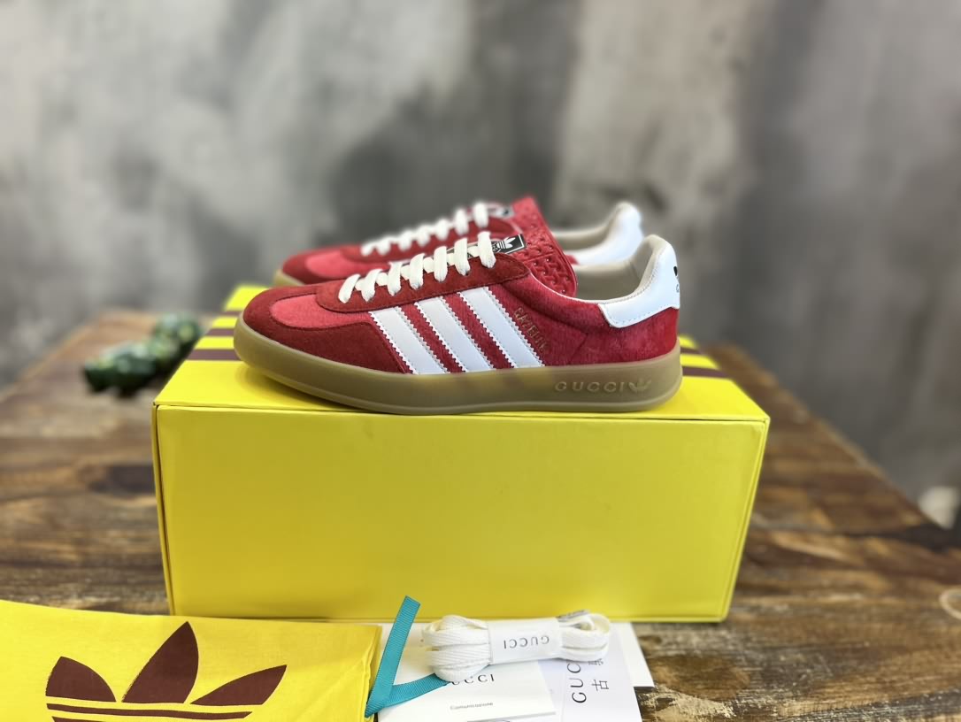 adidas x Gucci聯名款Gazelle運動鞋