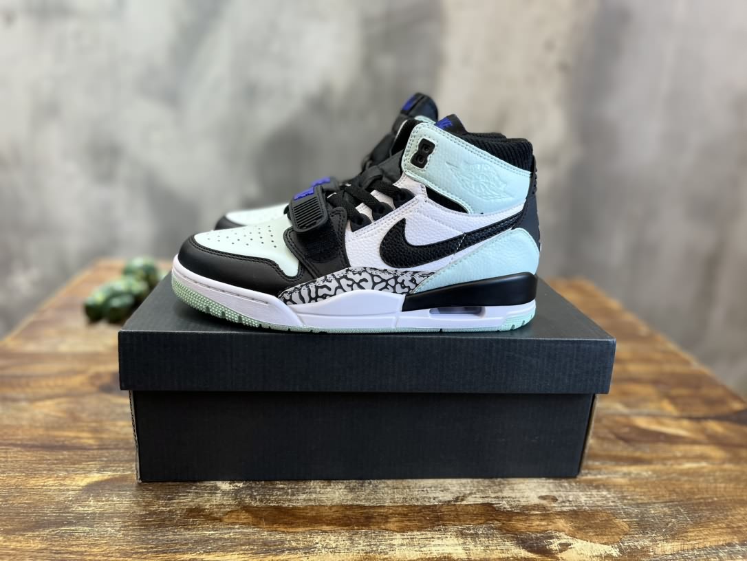 Air Jordan 312
