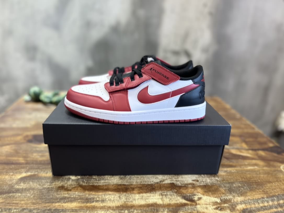 新配色Air Jordan 1 low 喬一低幫復古籃球運動鞋