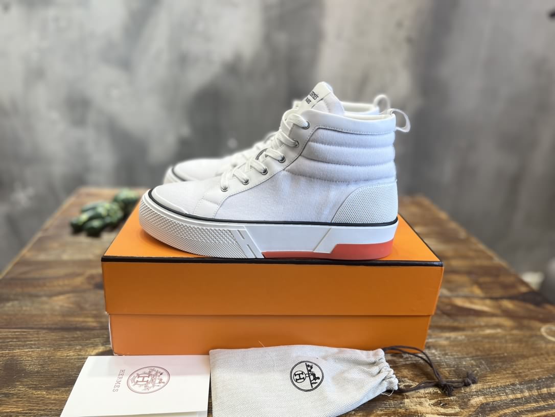 【情侶款】Herm&egrave;s H家22ss早春小白鞋