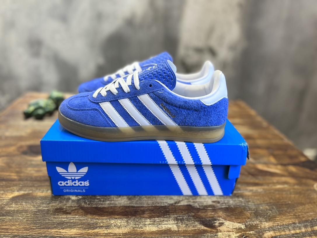 阿迪達斯Adidas Gazelle Indoor Trainers 羚羊內訓系列低幫復古百搭休閒運動德訓風板鞋