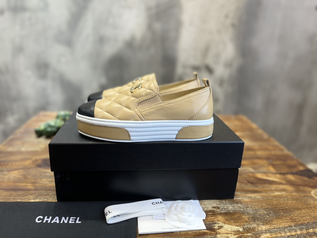 Chanel香奈兒23S 菱格紋 雙C大logo拼色 厚底 樂福鞋 休閒 運動鞋