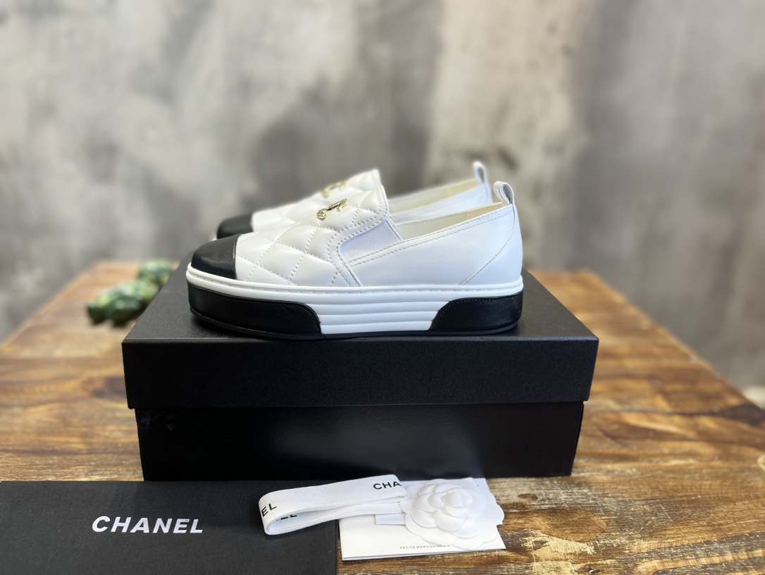 Chanel香奈兒23S 菱格紋 雙C大logo拼色 厚底 樂福鞋 休閒 運動鞋