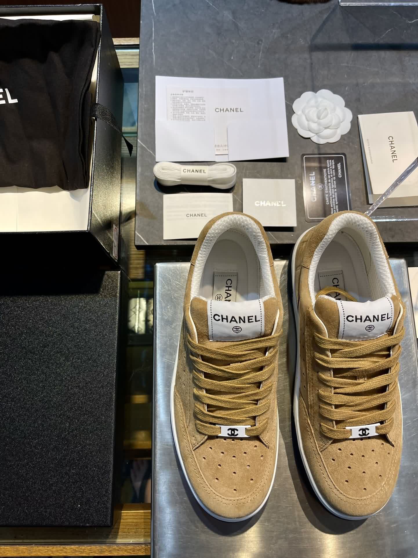 Chanel 22P香奈兒23C熊貓鞋