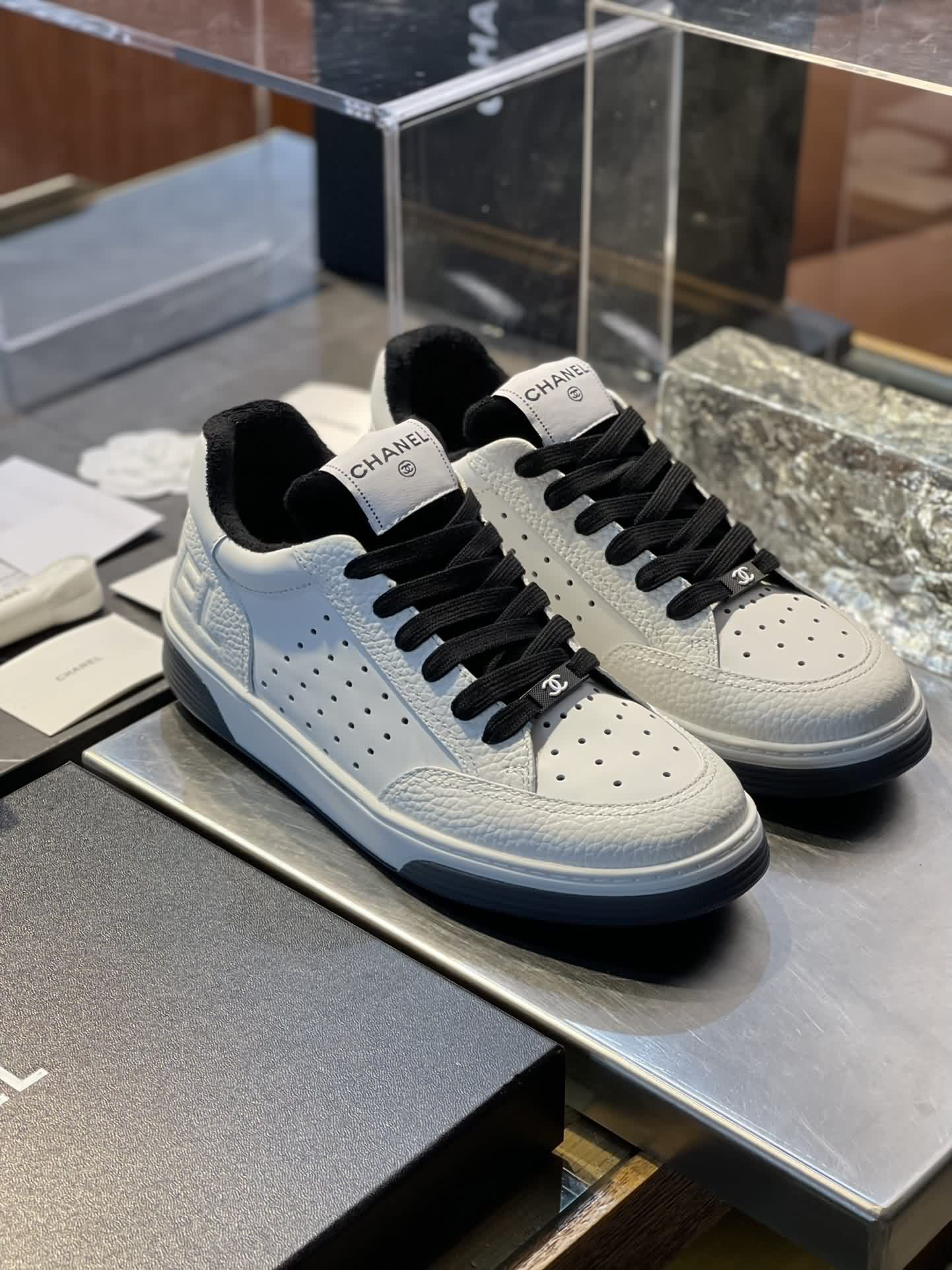 Chanel 22P香奈兒23C熊貓鞋