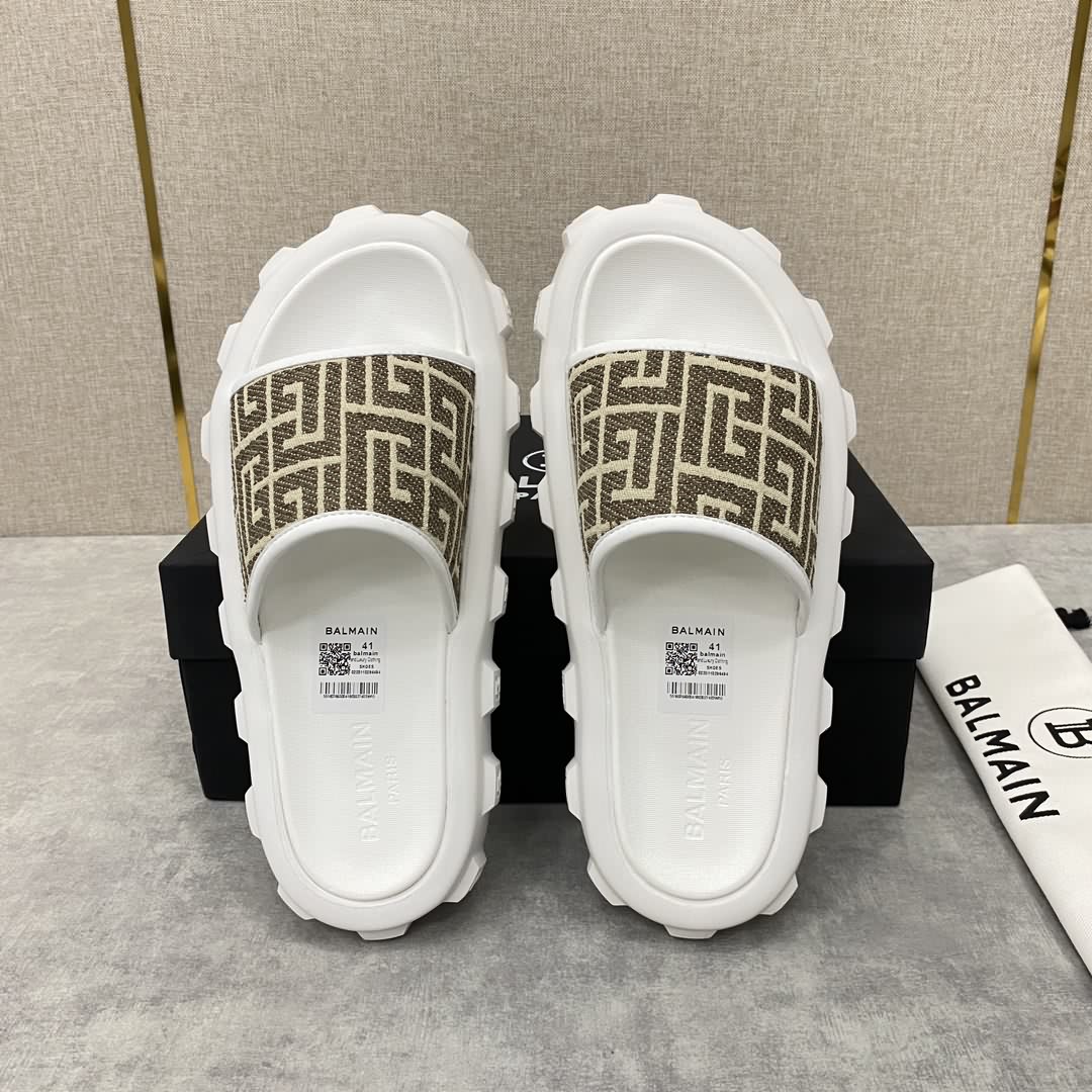 BALMA*N /巴爾-曼新品浮雕徽標拖鞋
