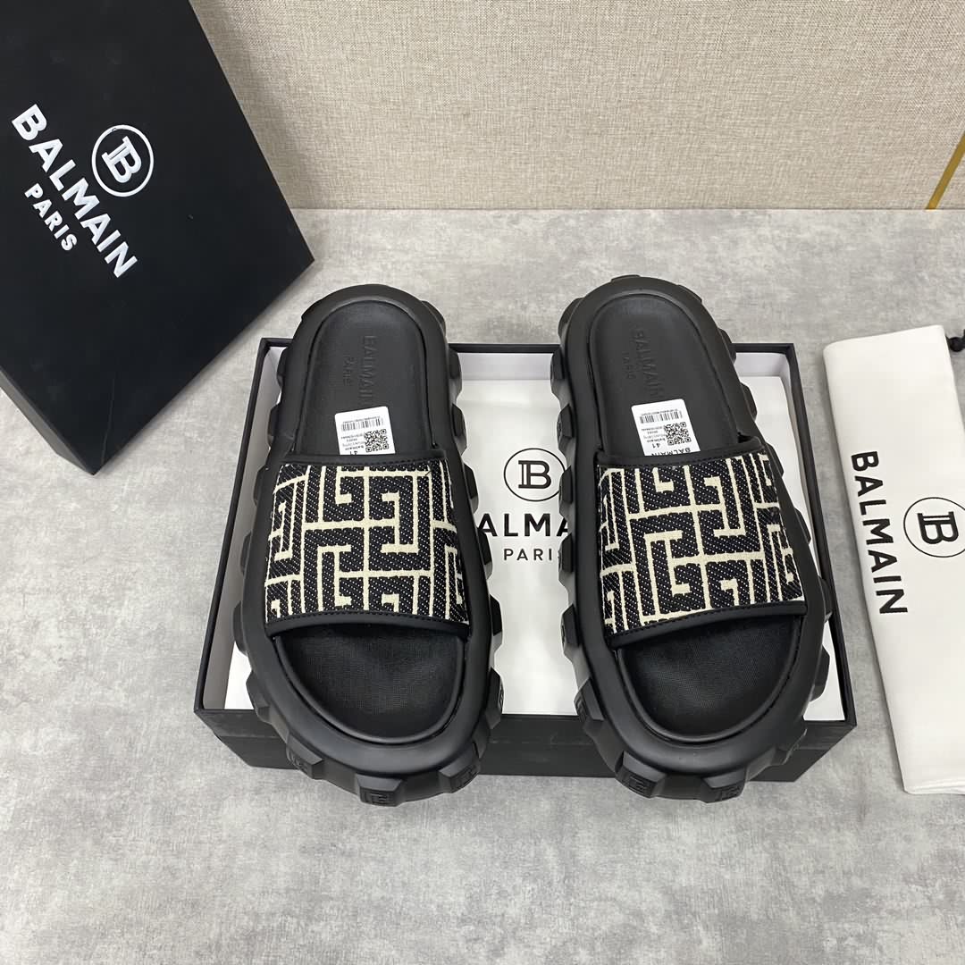 BALMA*N /巴爾-曼新品浮雕徽標拖鞋