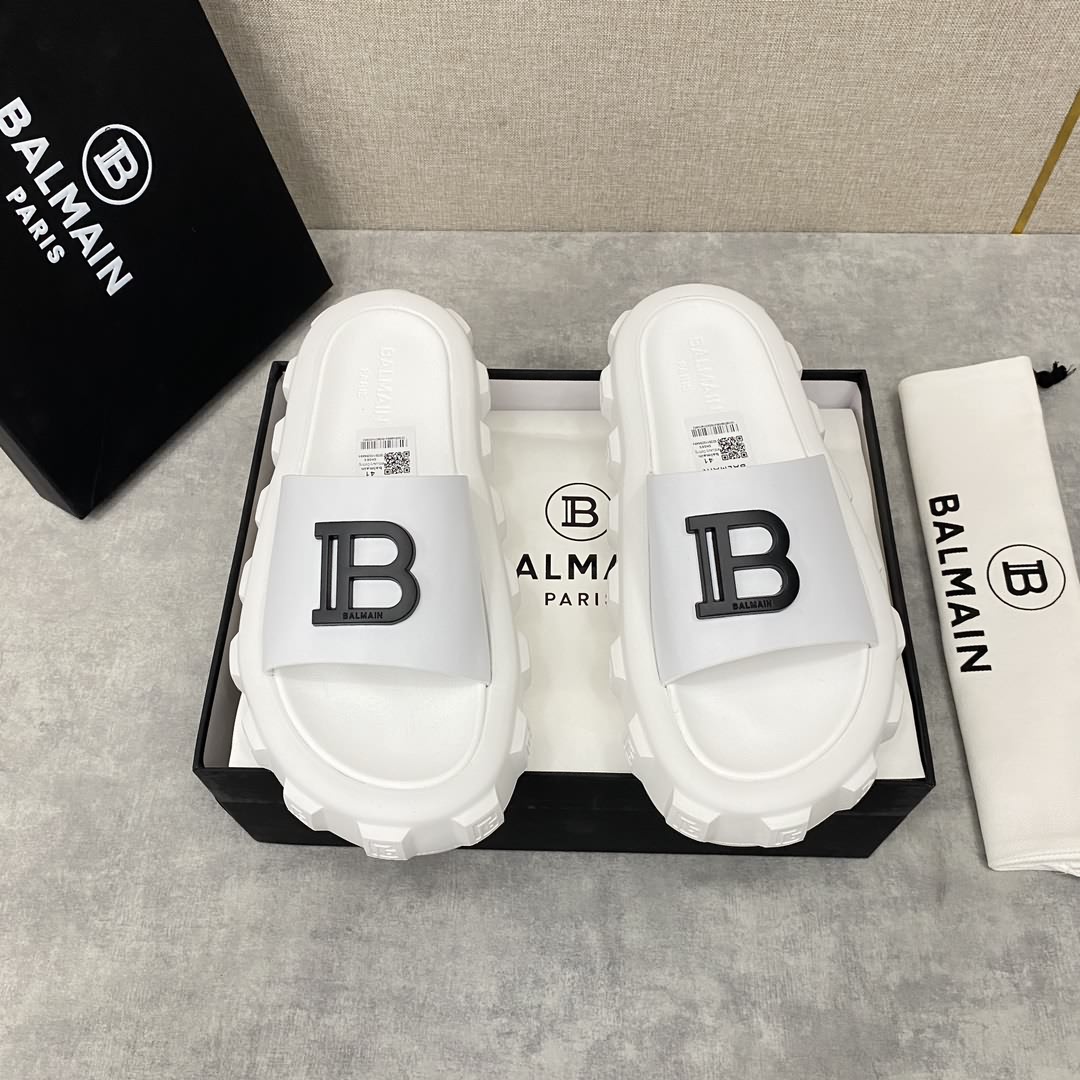 BALMA*N /巴爾-曼新品浮雕徽標拖鞋