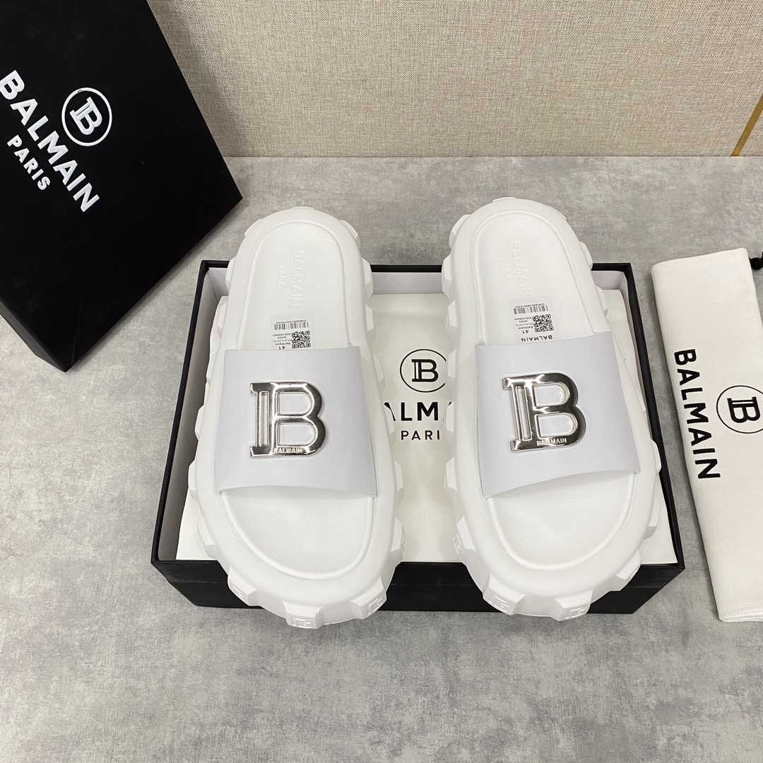 BALMA*N /巴爾-曼新品浮雕徽標拖鞋