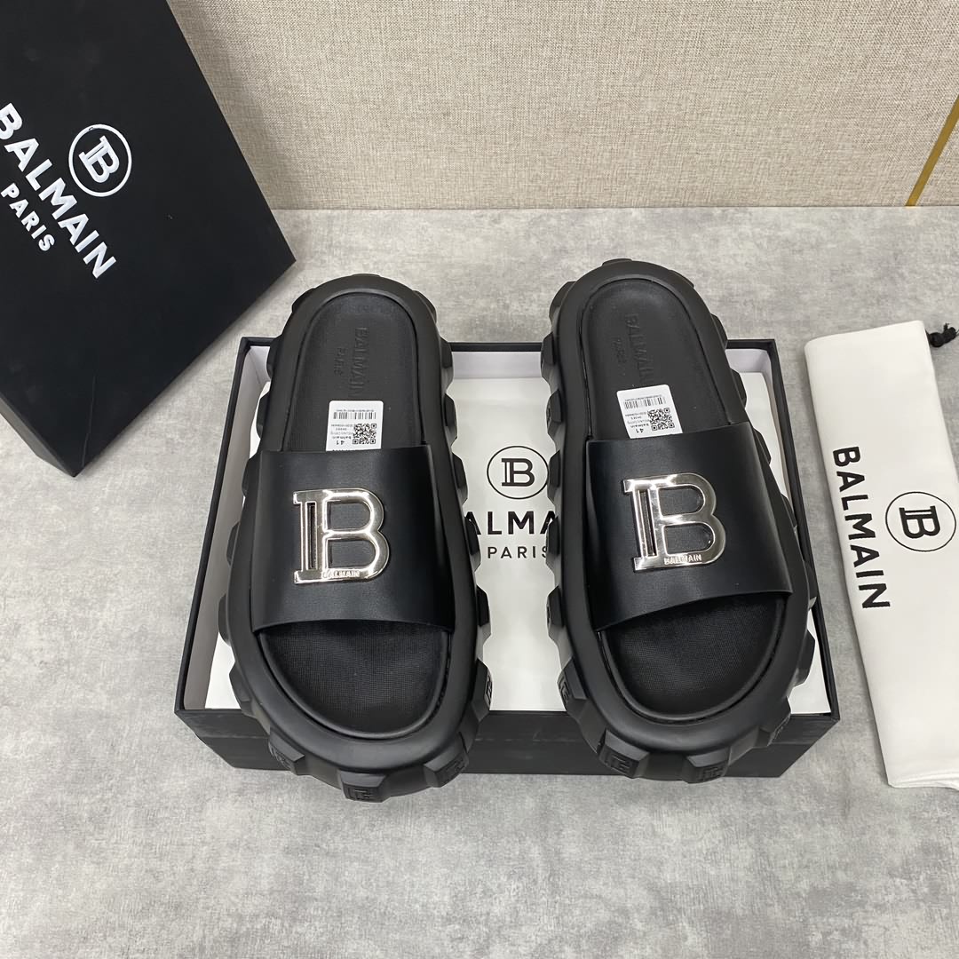BALMA*N /巴爾-曼新品浮雕徽標拖鞋