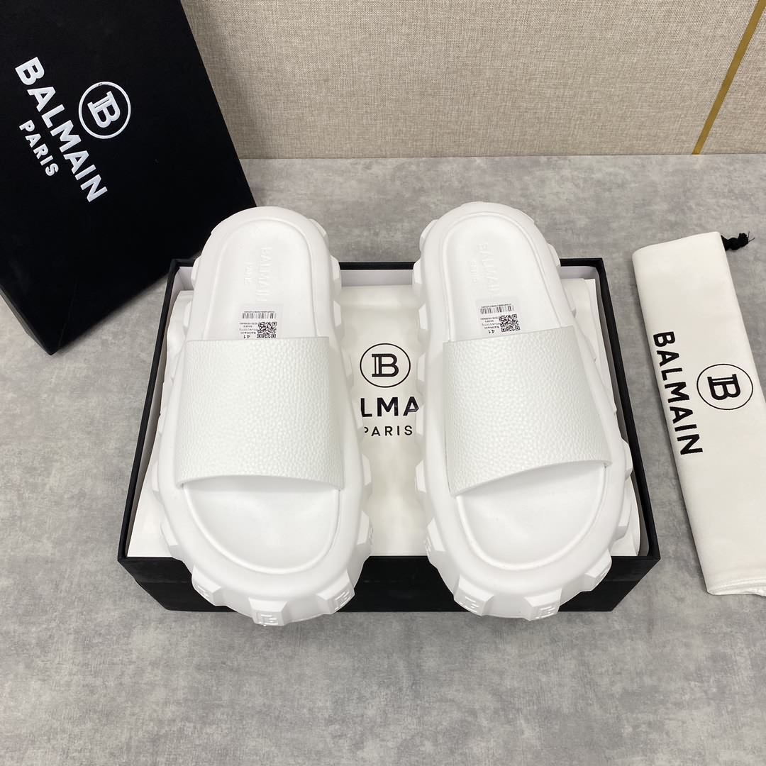 BALMA*N /巴爾-曼新品浮雕徽標拖鞋