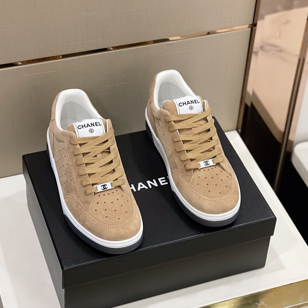 Chanel男款熊貓滑板鞋運動鞋