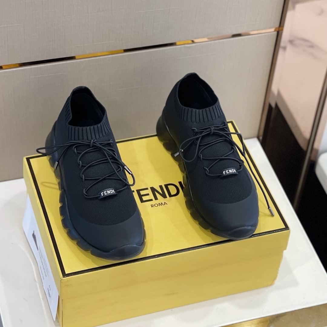 FENDī新款高科技男款運動鞋