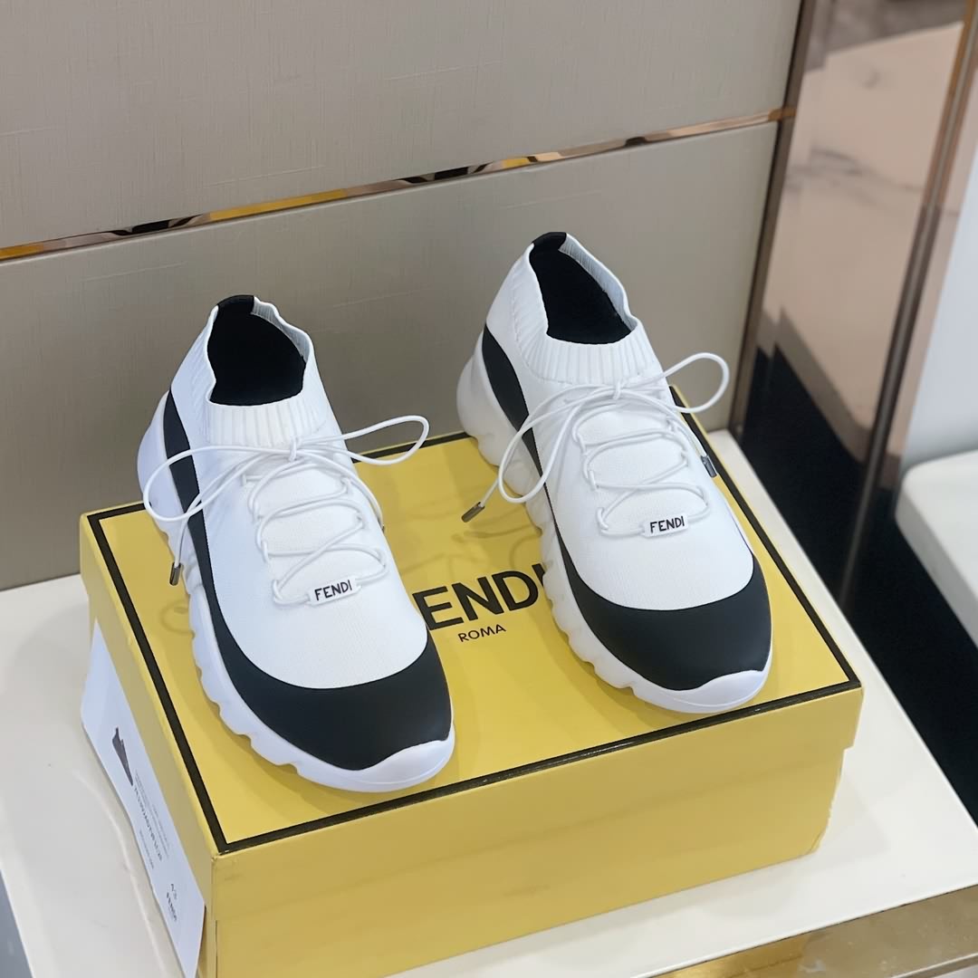FENDī新款高科技男款運動鞋