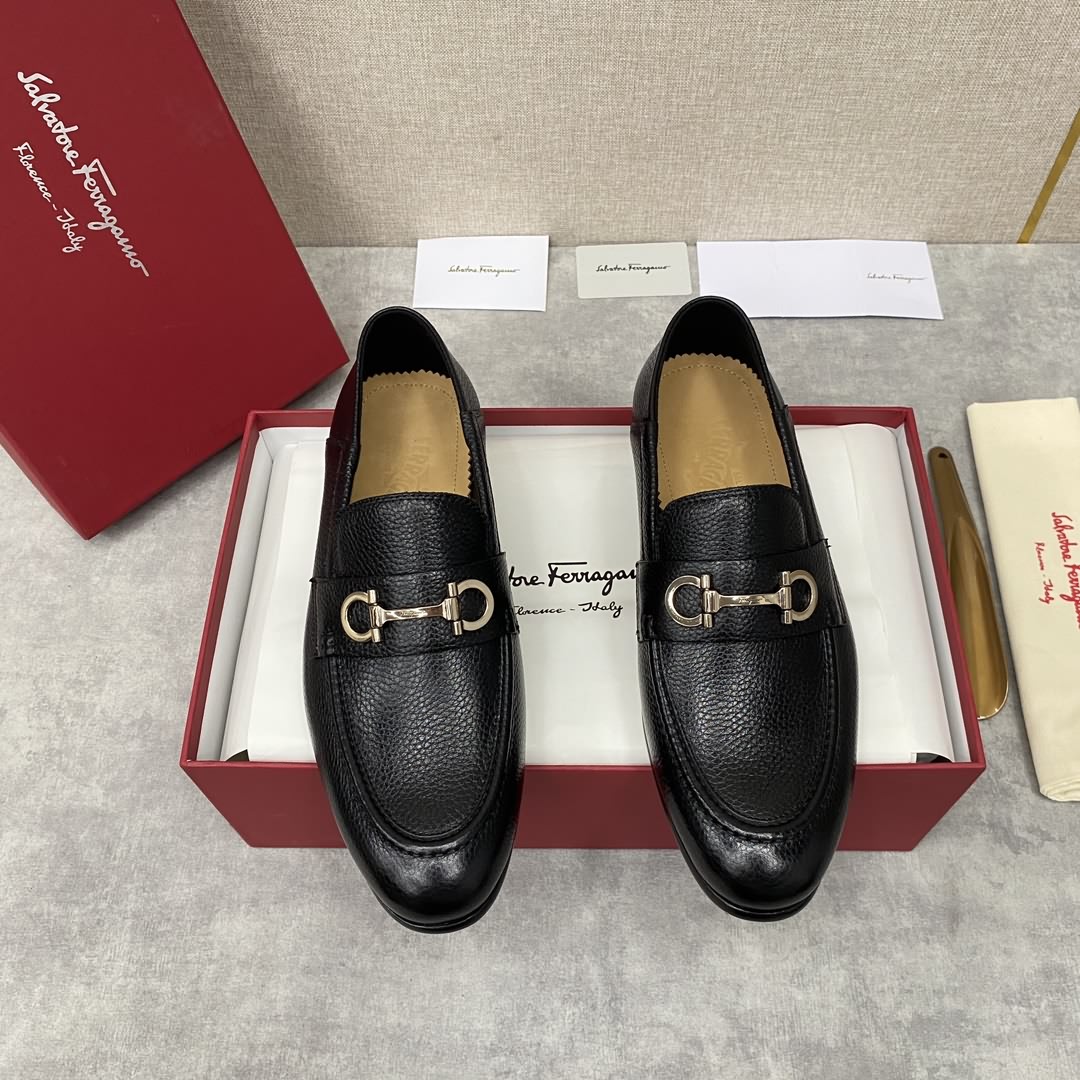 SF家 菲拉～ 新品GANCINI扣飾樂福鞋便鞋