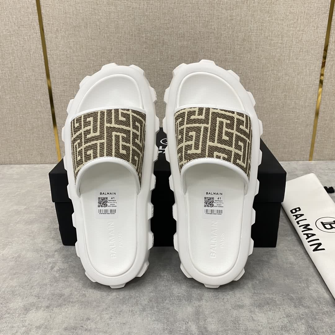 BALMA*N /巴爾-曼新品浮雕徽標拖鞋