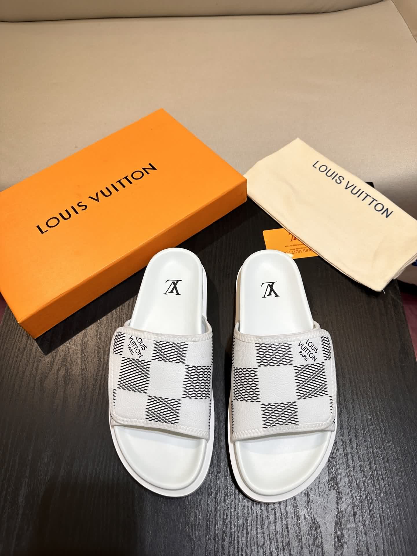 L奢品Trainer 涼拖鞋